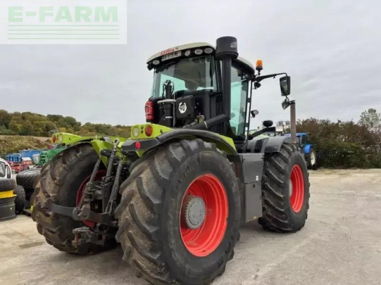 Farm tractor CLAAS xerion 3300