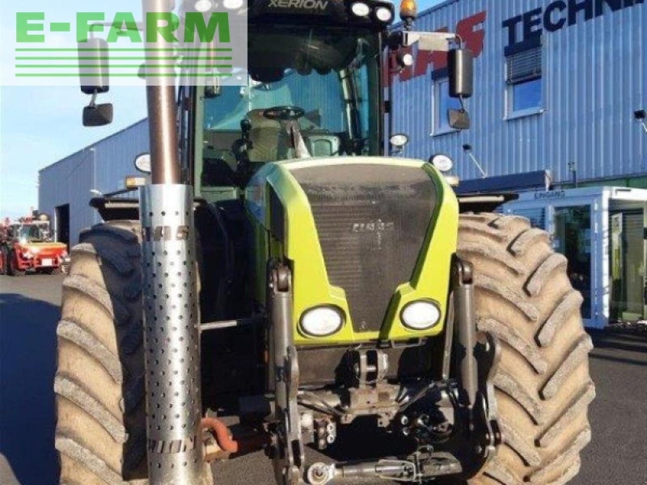 Farm tractor CLAAS xerion 3800 trac TRAC