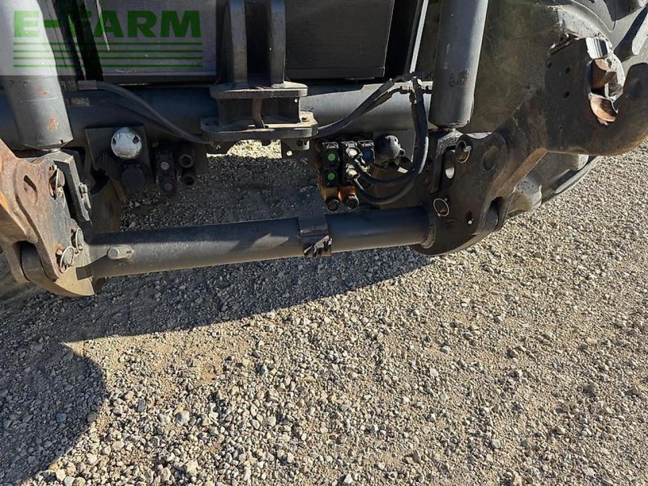 Farm tractor CLAAS xerion 3800 vc