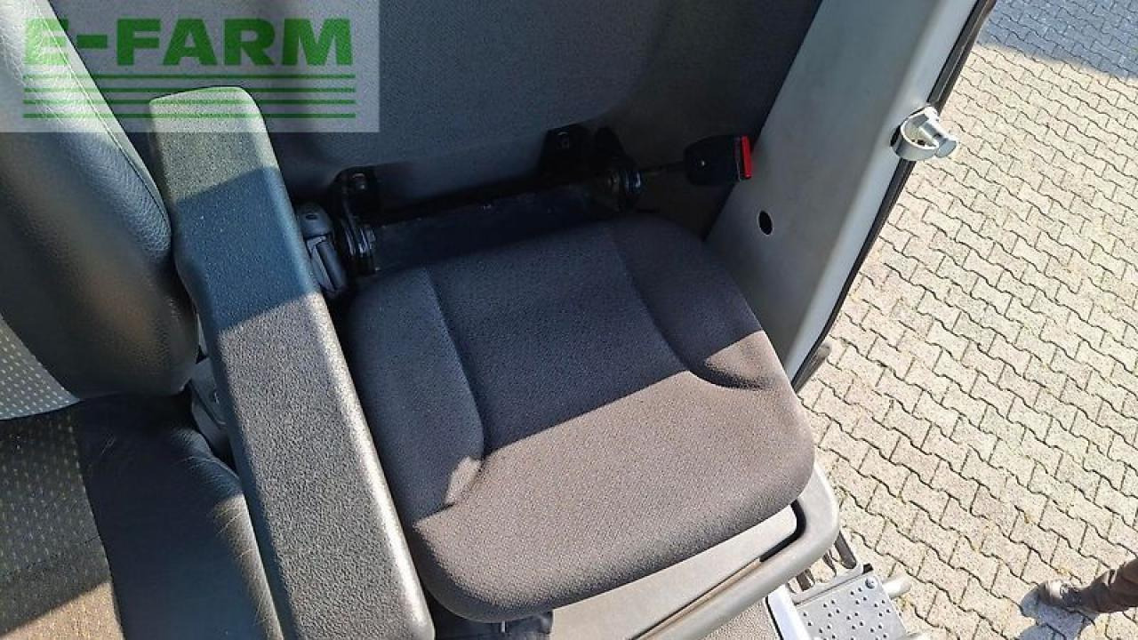 Farm tractor CLAAS xerion 4000 t vc