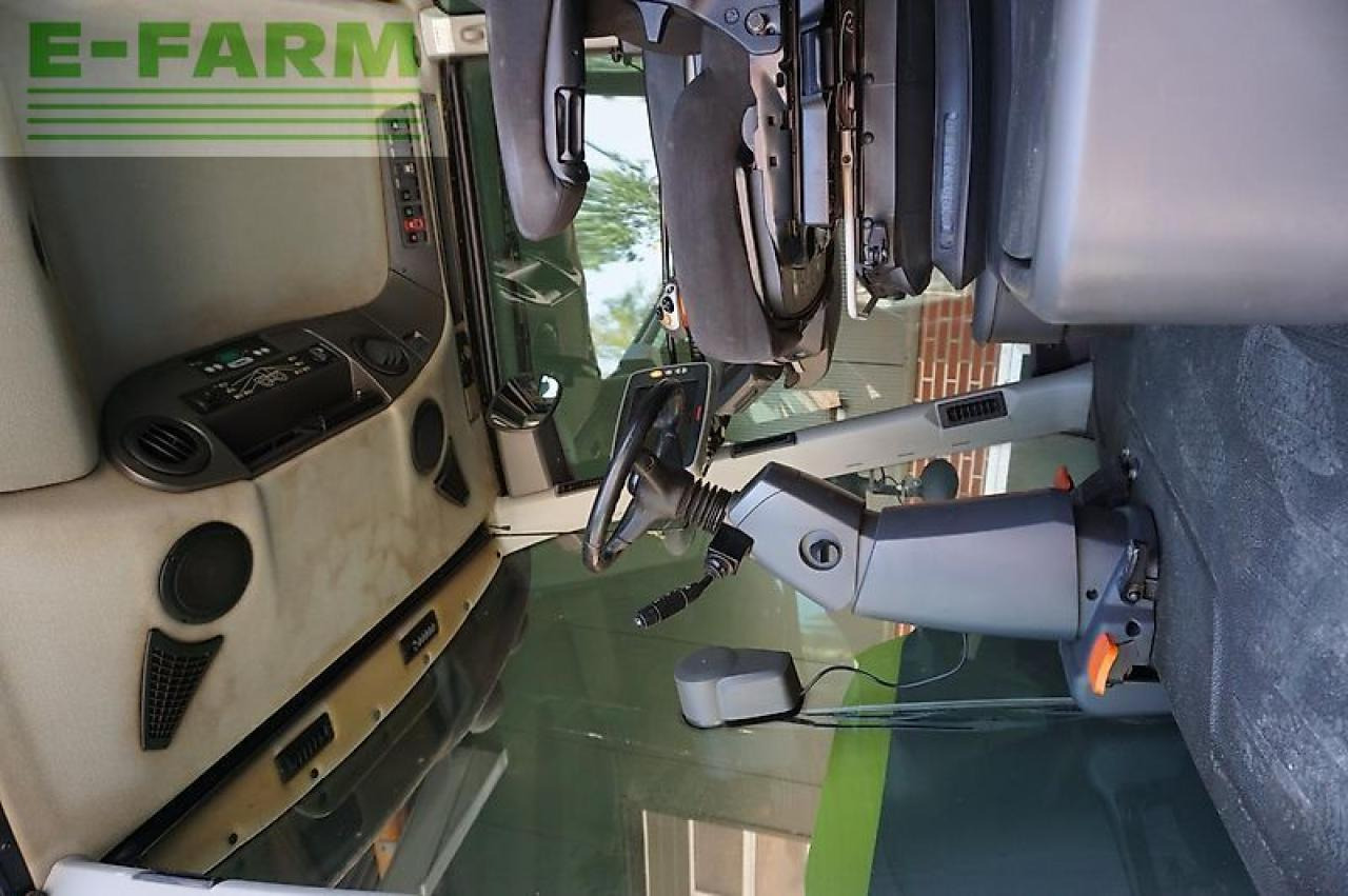 Farm tractor CLAAS xerion 4000 trac