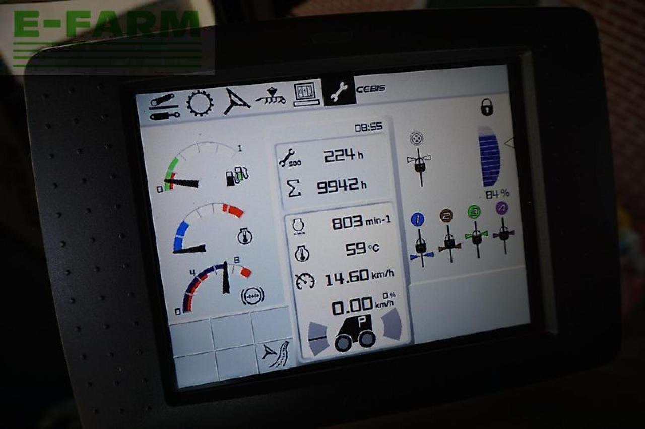 Farm tractor CLAAS xerion 4000 trac TRAC