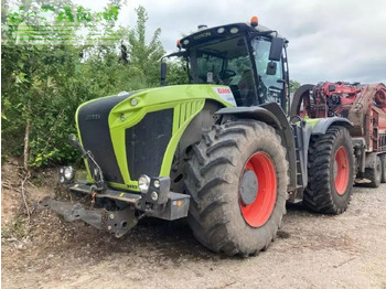 Farm tractor CLAAS xerion 4500 vc