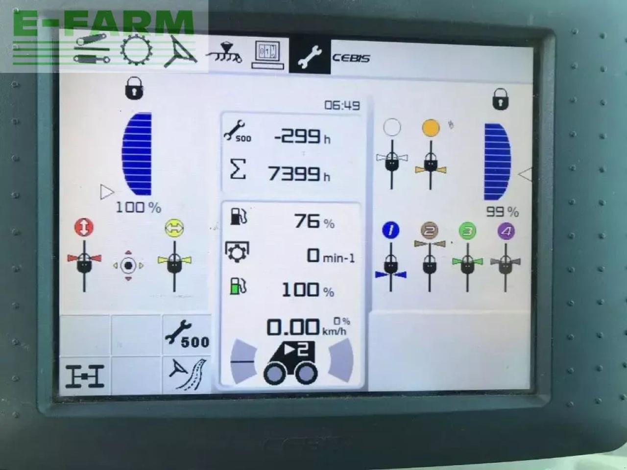 Farm tractor CLAAS xerion 4500 vc