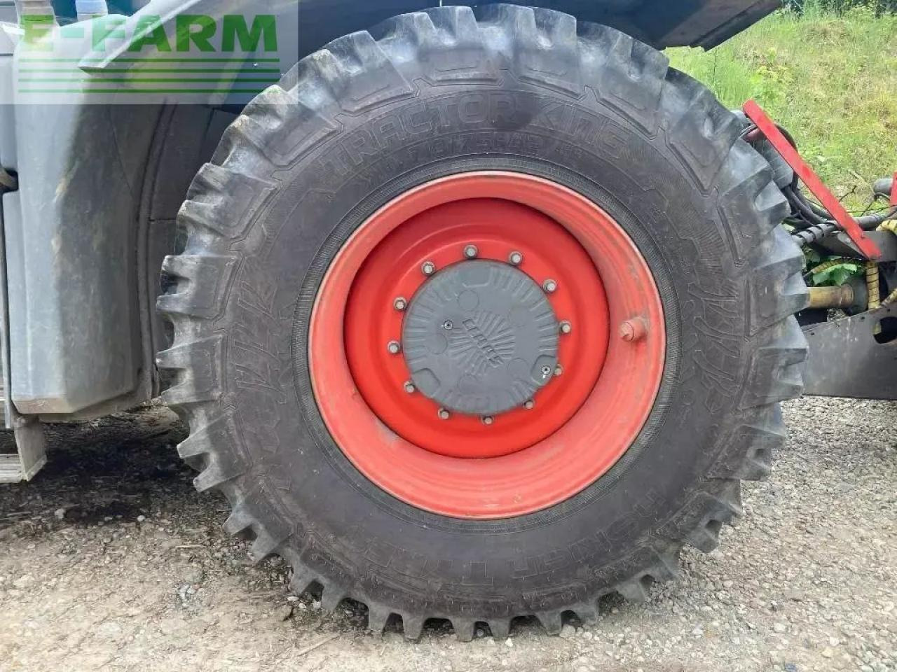 Farm tractor CLAAS xerion 4500 vc