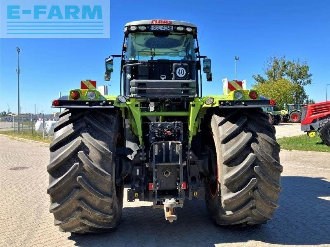 Farm tractor CLAAS xerion 5000
