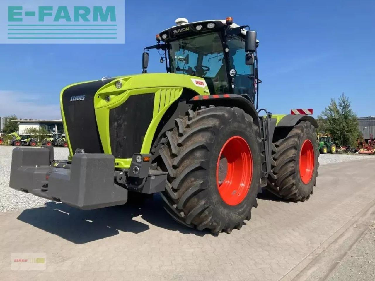 Farm tractor CLAAS xerion 5000 trac TRAC