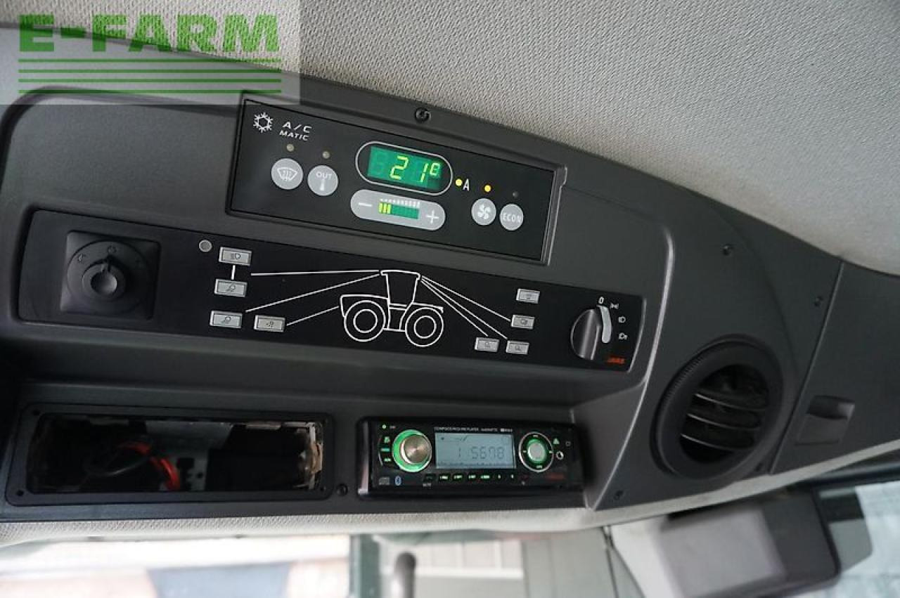 Farm tractor CLAAS xerion 5000 trac vc