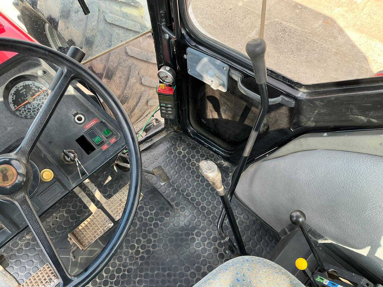 Farm tractor Case IH 1455XL