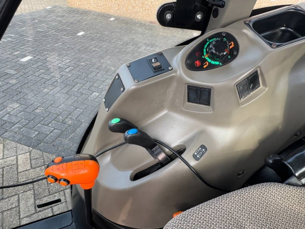 Farm tractor Case IH 90F, Airco, 1363 hours!