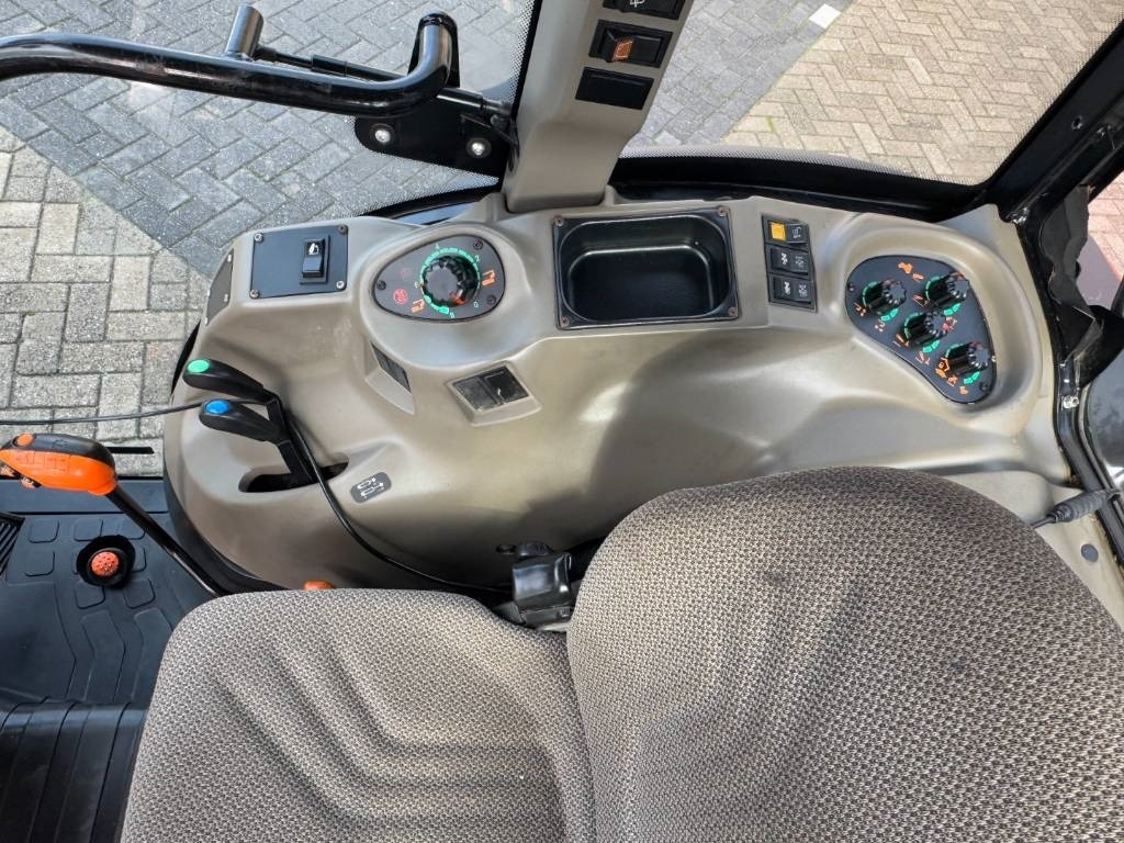 Farm tractor Case IH 90F, Airco, 1363 hours!