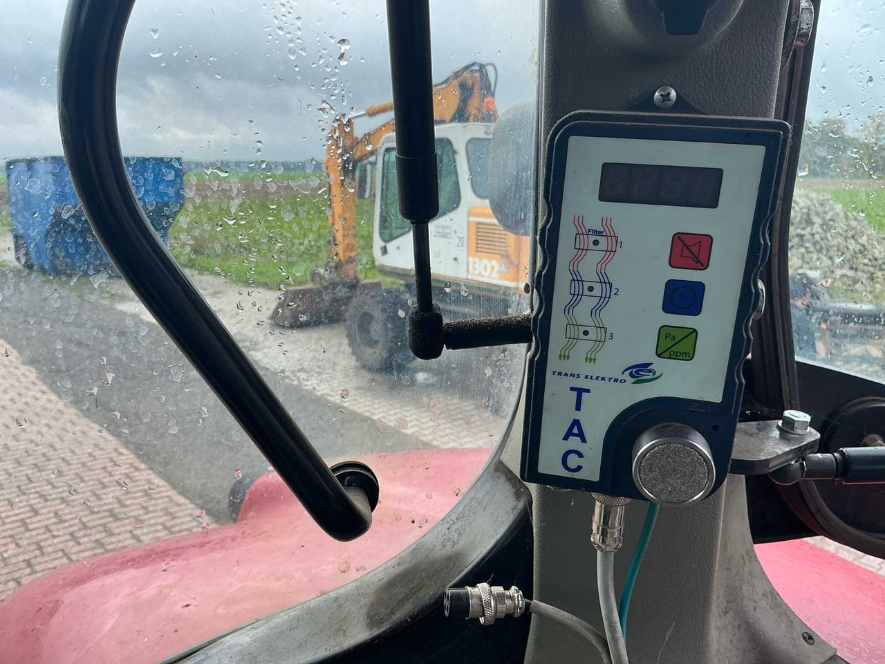 Farm tractor Case IH CVX 195