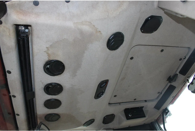 Farm tractor Case IH JX80U