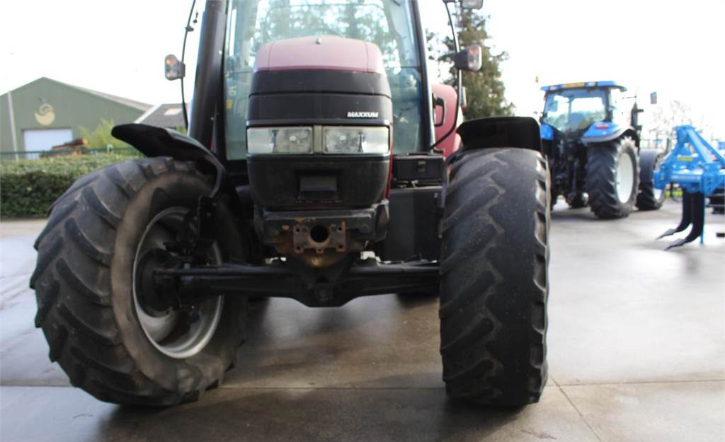 Farm tractor Case IH MXU100