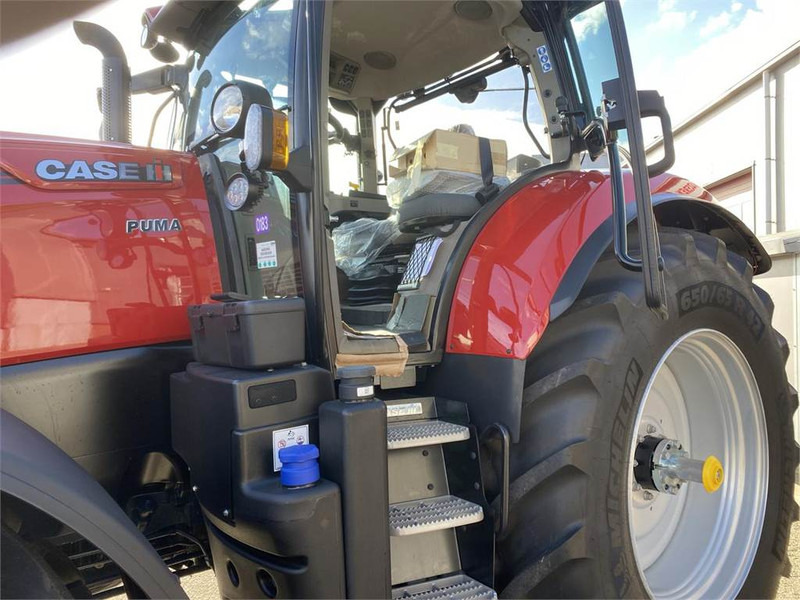 Farm tractor Case IH Puma 165 CVX Drive