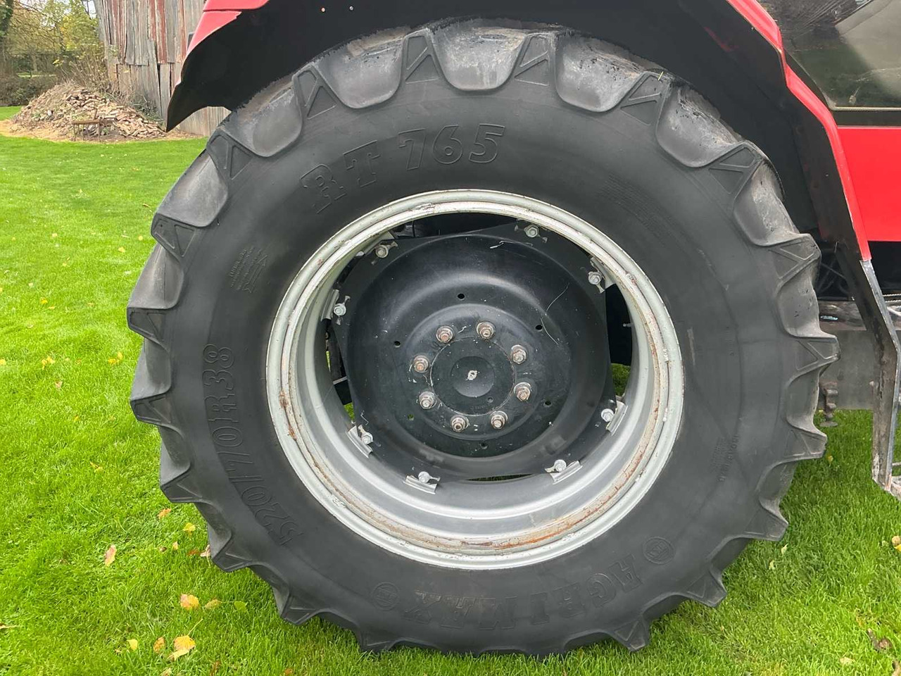 Farm tractor Case International 5130A