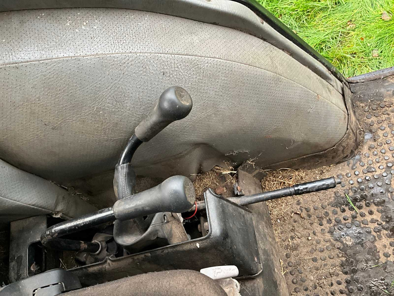 Farm tractor Case international 695 XL