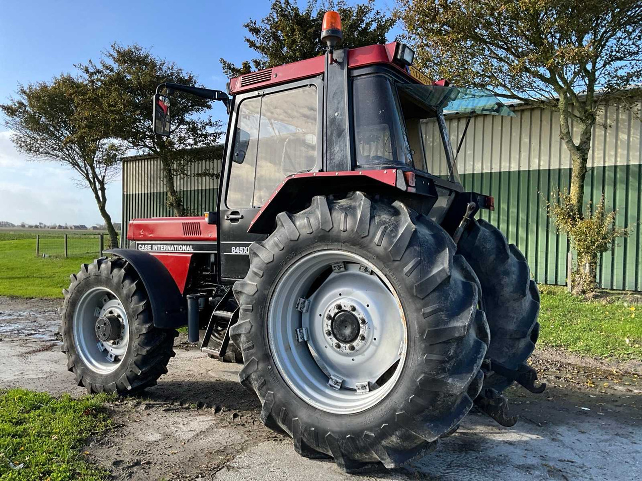 Farm tractor Case international 845XL