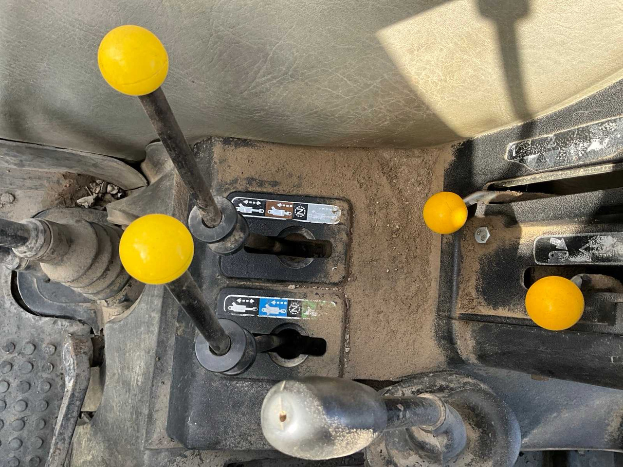 Farm tractor Case international 845XL