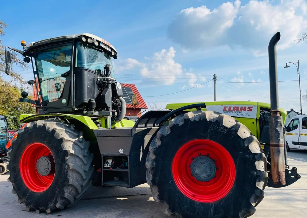 Farm tractor Claas 3800 TRAC VC