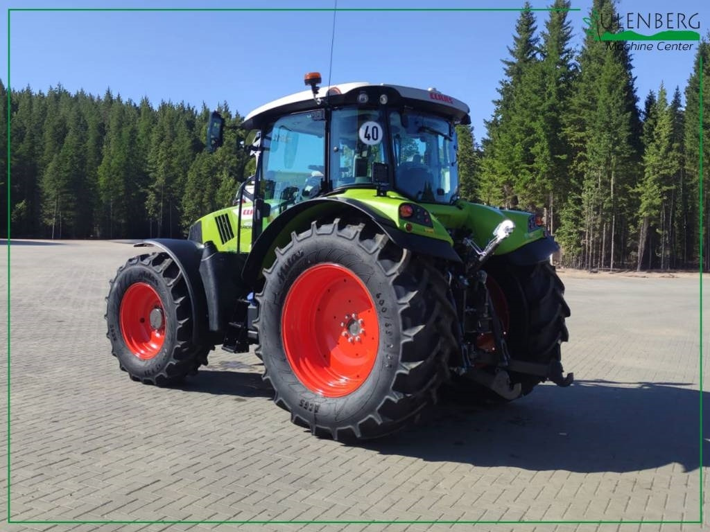 Farm tractor Claas ARION 460