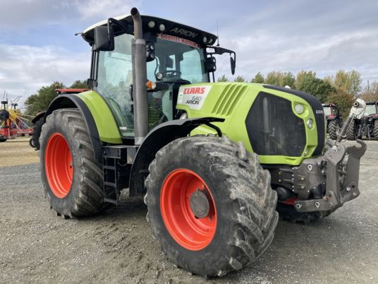 Farm tractor Claas ARION 640 CEBIS