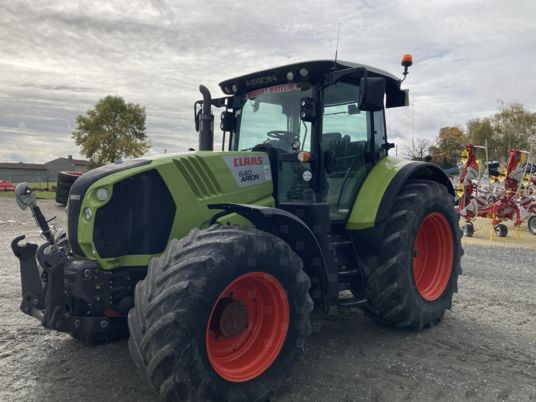 Farm tractor Claas ARION 640 CEBIS