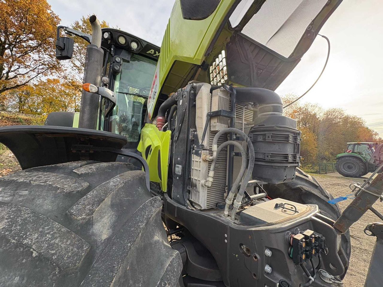Farm tractor Claas ARION 850 C-MATIC