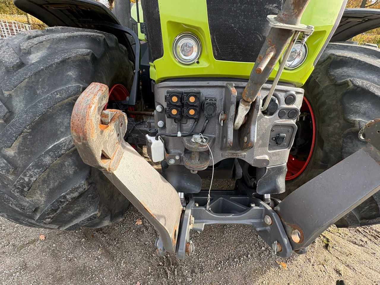 Farm tractor Claas ARION 850 C-MATIC