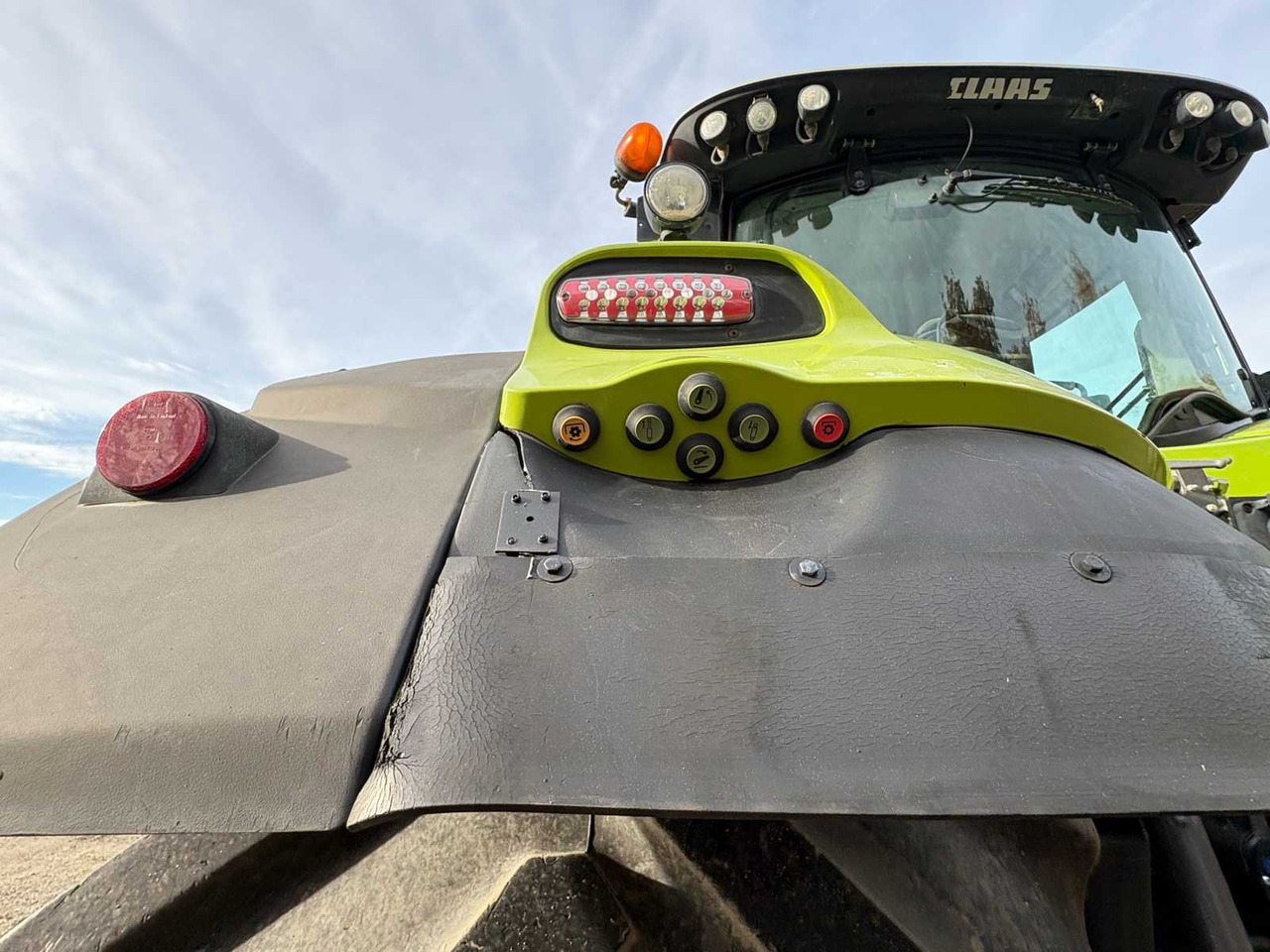 Farm tractor Claas ARION 850 C-MATIC