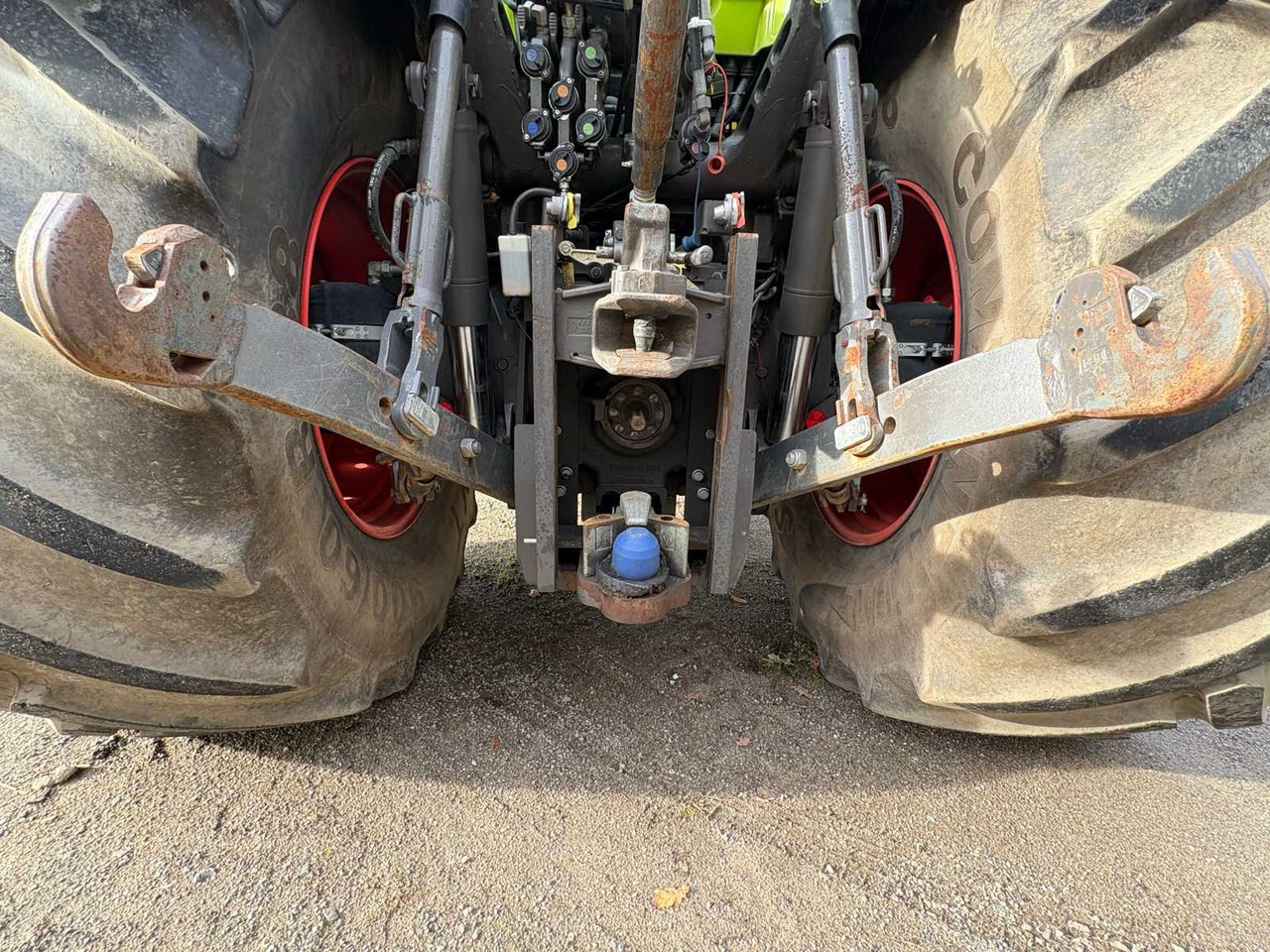 Farm tractor Claas ARION 850 C-MATIC