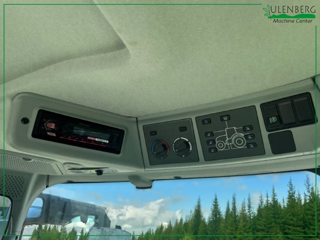 Farm tractor Claas AXION 810 HEXA St V