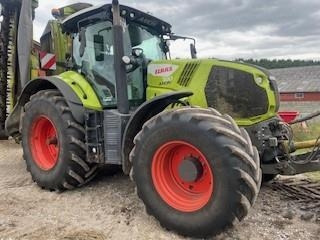 Farm tractor Claas AXION 870 CMATIC