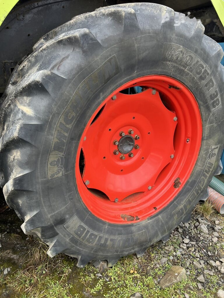 Farm tractor Claas Ares 657 ATZ