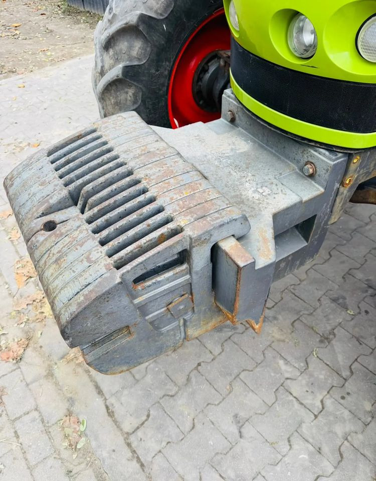 Farm tractor Claas Ares 657 ATZ