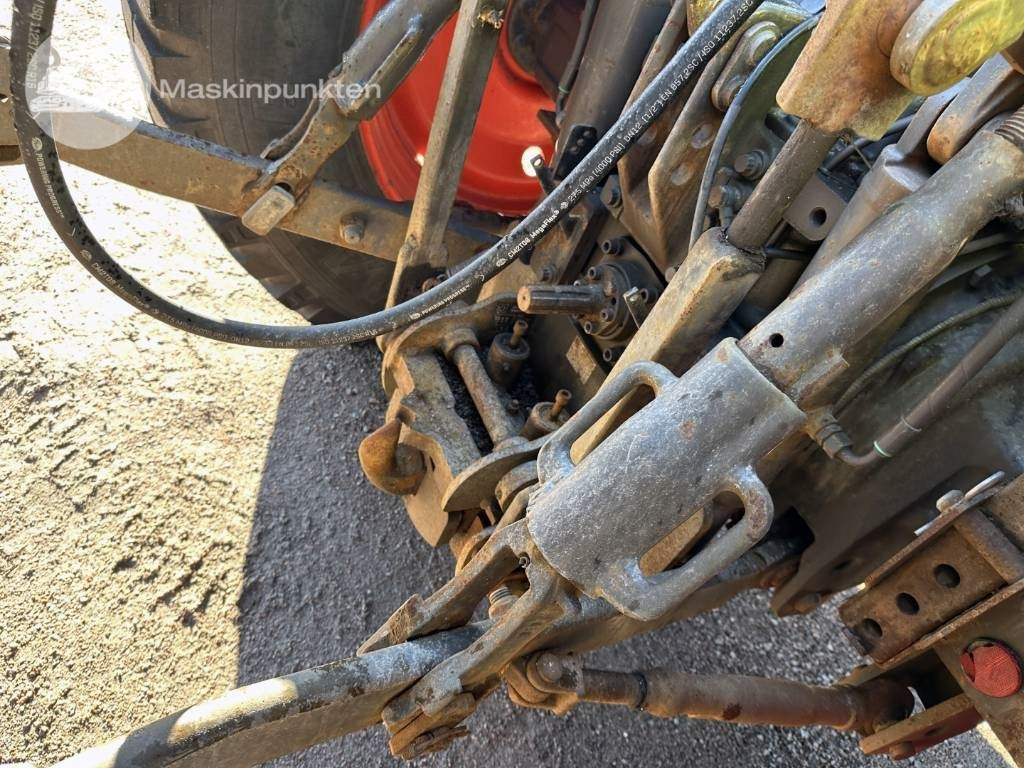 Farm tractor Claas Arion 410