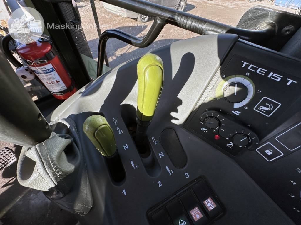Farm tractor Claas Arion 410