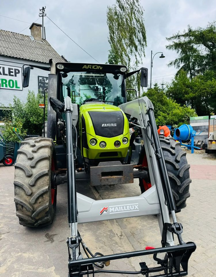 Farm tractor Claas Arion 410