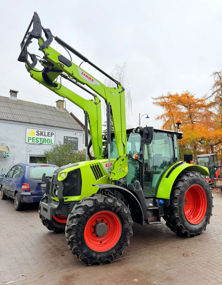 Farm tractor Claas Arion 420
