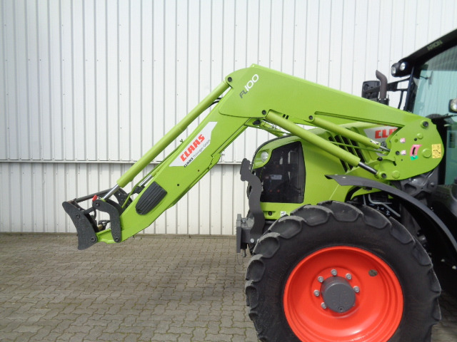 Farm tractor Claas Arion 430