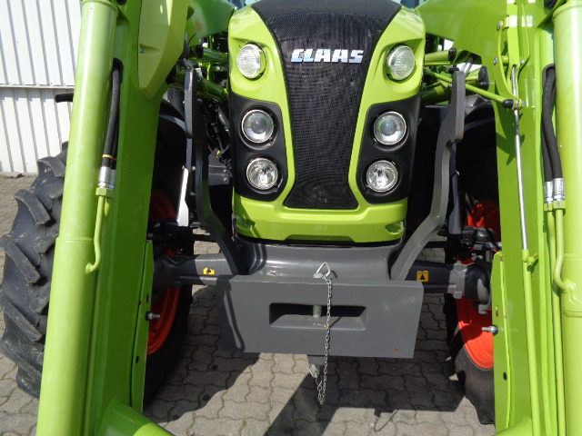Farm tractor Claas Arion 430
