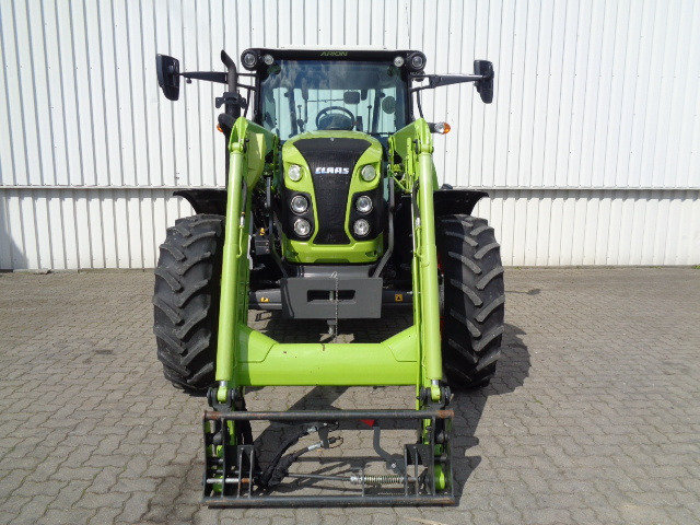 Farm tractor Claas Arion 430