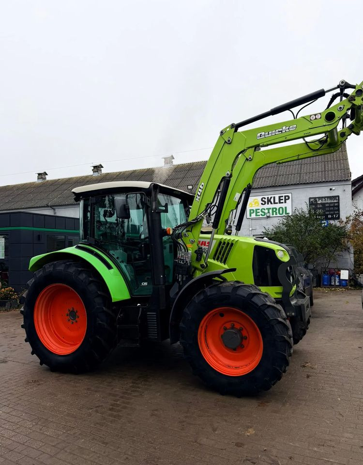 Farm tractor Claas Arion 440