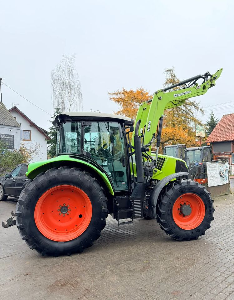 Farm tractor Claas Arion 440