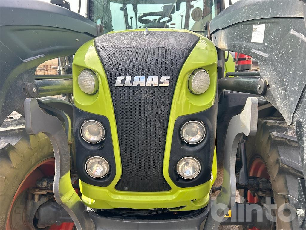 Farm tractor Claas Arion 460