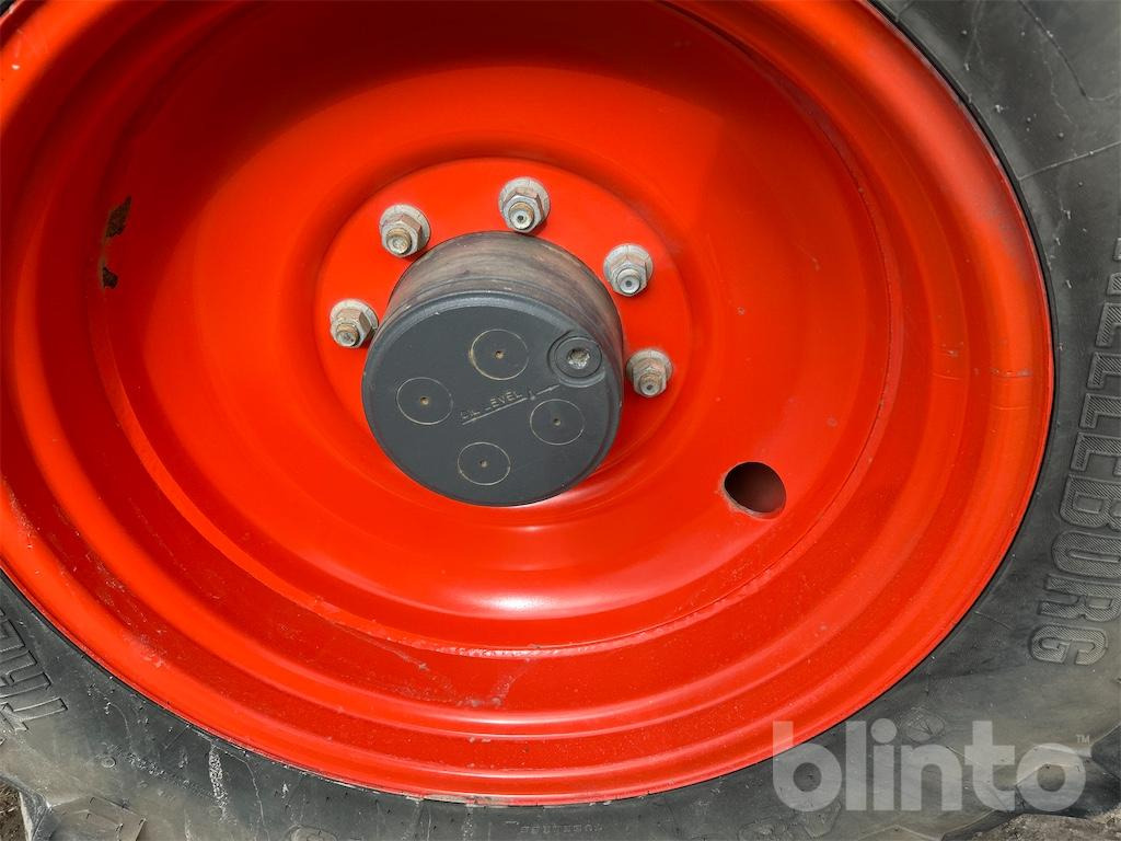 Farm tractor Claas Arion 460