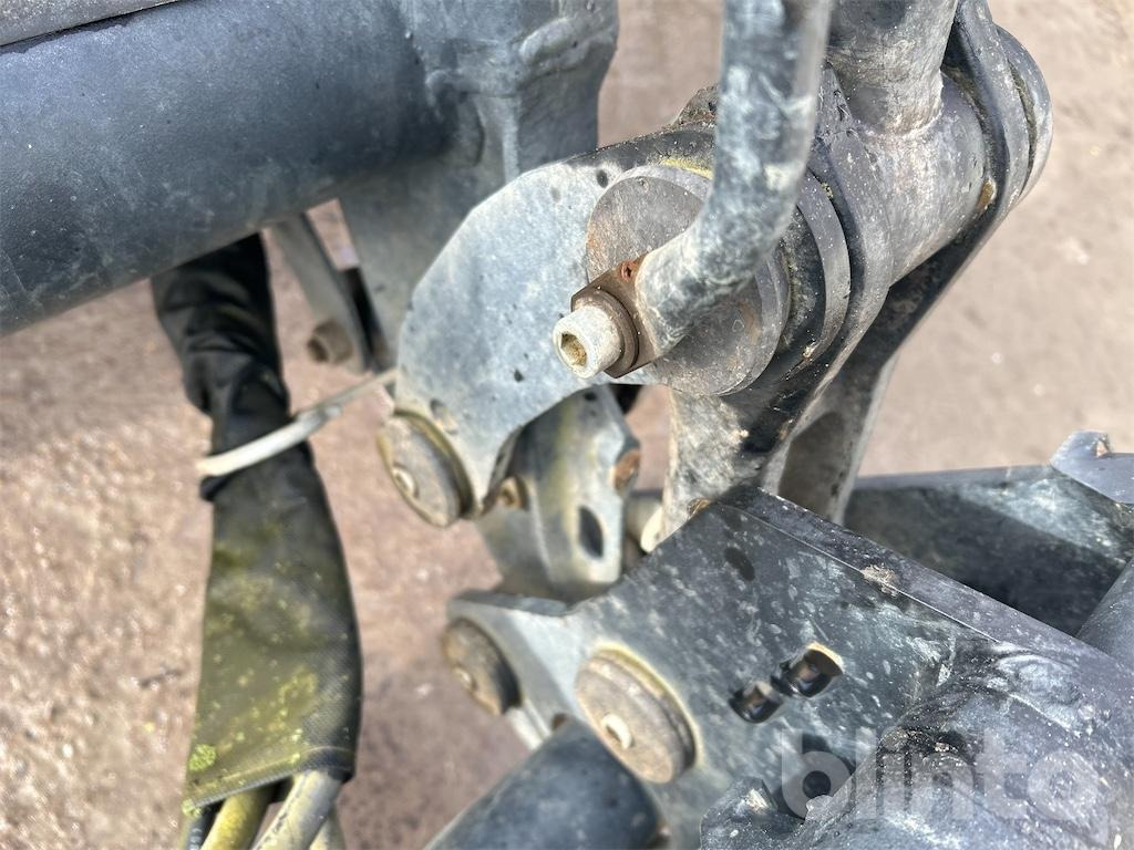 Farm tractor Claas Arion 460