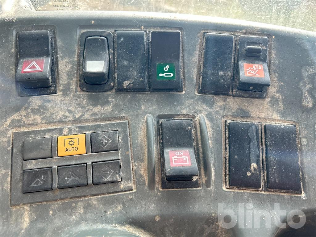 Farm tractor Claas Arion 460