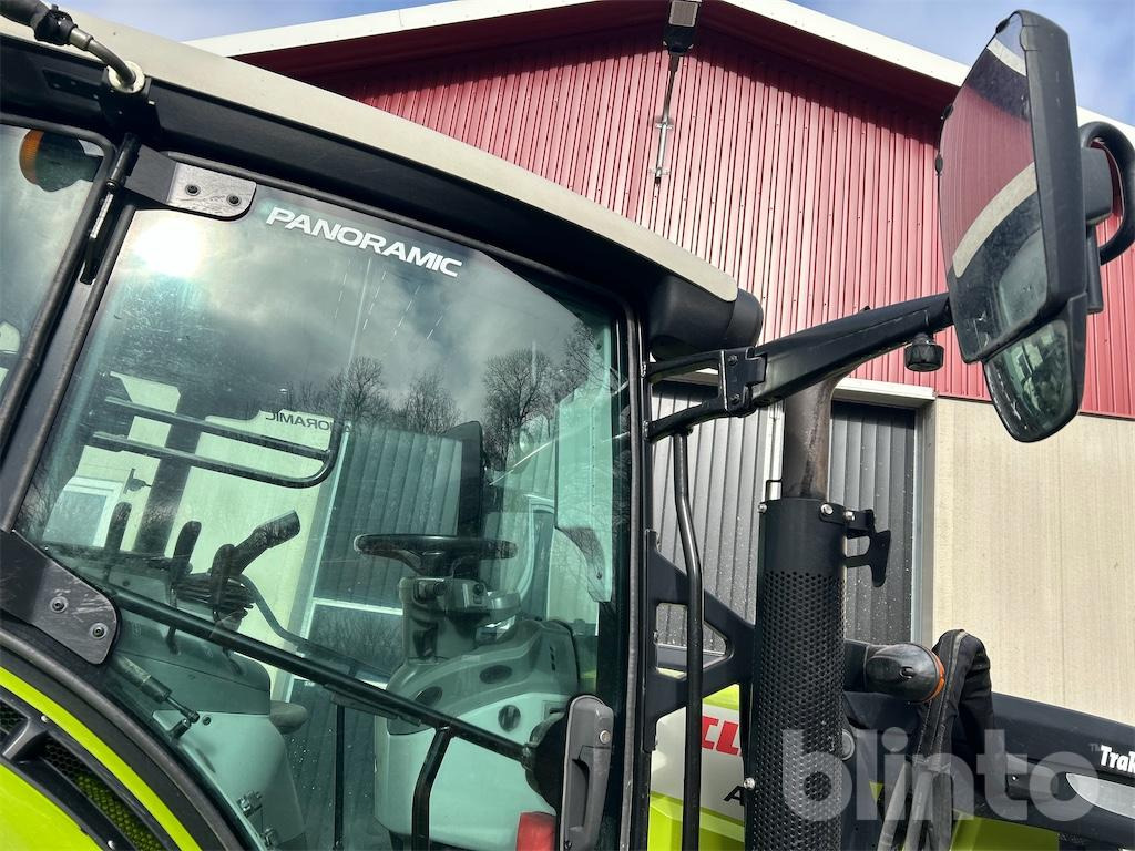 Farm tractor Claas Arion 460