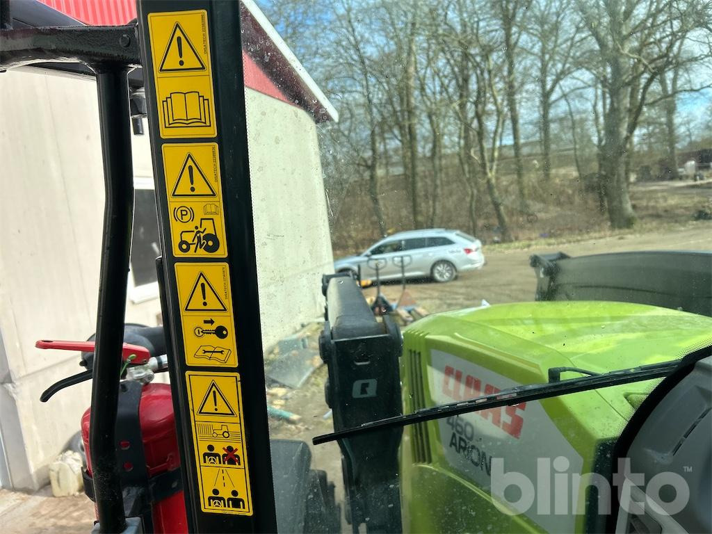 Farm tractor Claas Arion 460